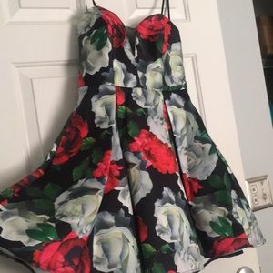 Formal homecoming/prom/cocktail dress